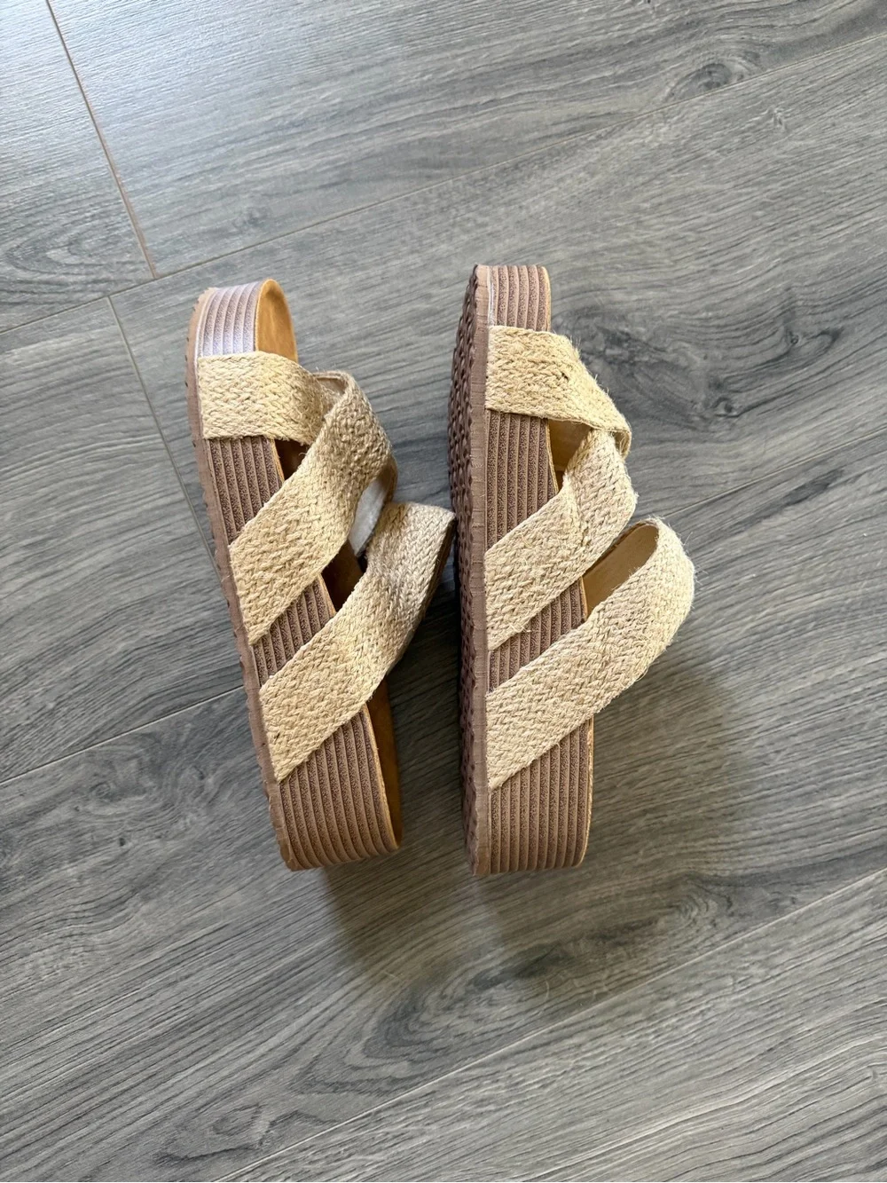 Women’s Crisscross Woven Slide Sandals - Beige/Camel Size 8.5
